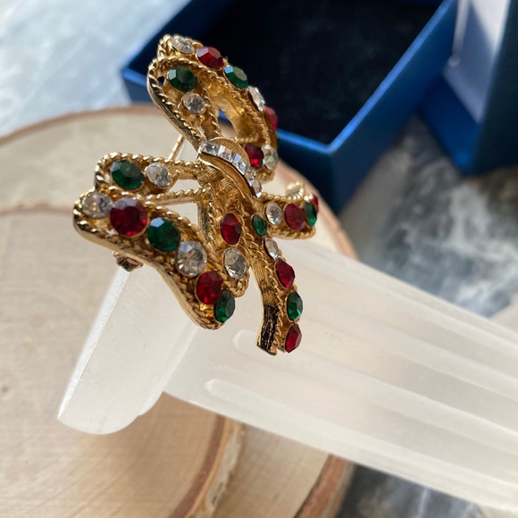 Vintage- Eisenberg Ice 1960s Holiday Themed, Sparkling Crystal Bow Brooch - Picture 5 of 12